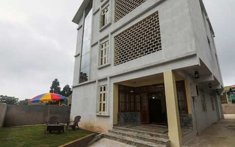 OYO 18670 Sanctum Guest House